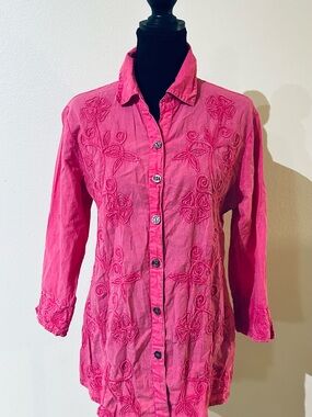 Parsley & Sage Hot Pink Embroidered Button-Down Shirt